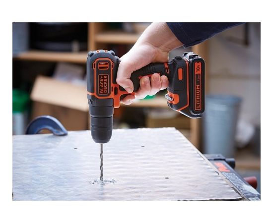Black&Decker BDCDC18KB cordless screw driller + case + 2 Batteries 1.5Ah