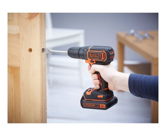 Black&Decker BDCDC18KB cordless screw driller + case + 2 Batteries 1.5Ah