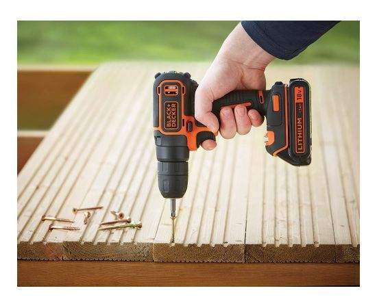 Black&Decker BDCDC18K-QWBlack + Decker BDCDC18K-QW 18 V Cordless Drill with Battery Charger 3 h