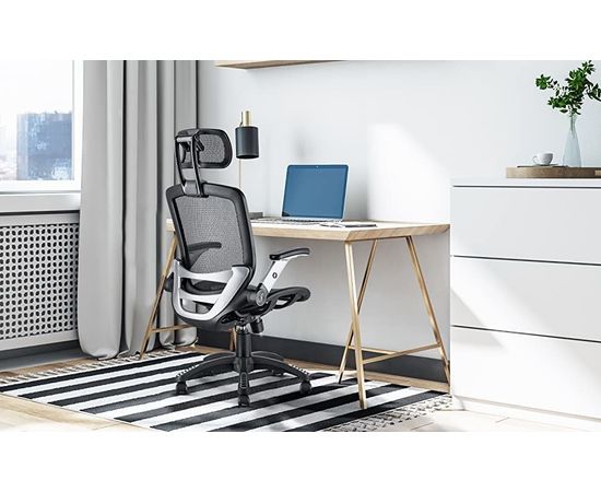 Mozos Ergo-C melns biroja krēsls