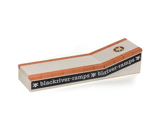 Blackriver Brick Curb Fingerboard Ramp