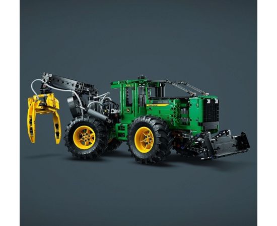 LEGO Technic John Deere 948L-II Skidder (42157)