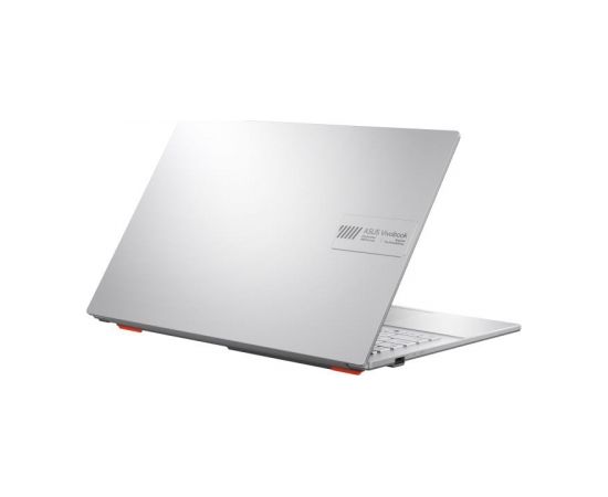 ASUS VivoBook RYZEN 5 7520 15.6  8GB SSD 512GB ENG Windows 11 Home  Silver