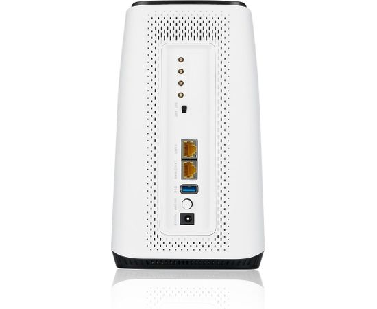 Zyxel FWA510 wireless router Multi-Gigabit Ethernet Tri-band (2.4 GHz / 5 GHz / 5 GHz) 5G Black, White