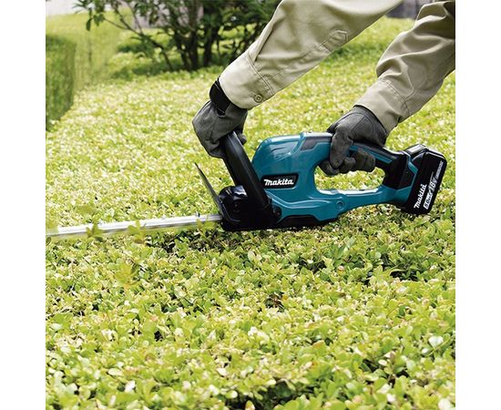 Dzīvžoga šķēres Makita DUH607Z; 18 V; 60 cm garums (bez akumulatora un lādētāja)