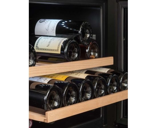 Integrated wine refrigerator La Sommeliere LSBI28B