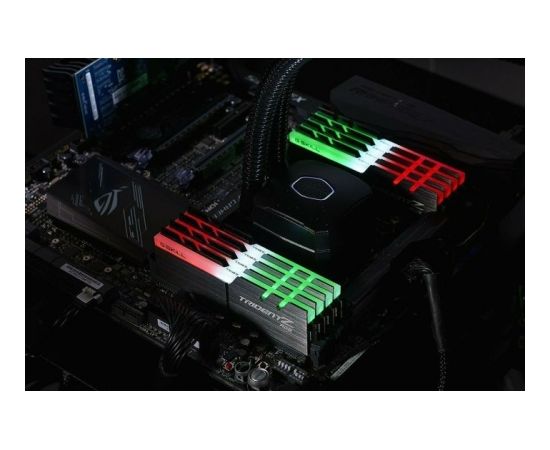 G.Skill DDR4 64GB -3600 - CL - 18 - Quad Kit, Trident Z RGB (black, F4-3600C18Q-64GTZR)