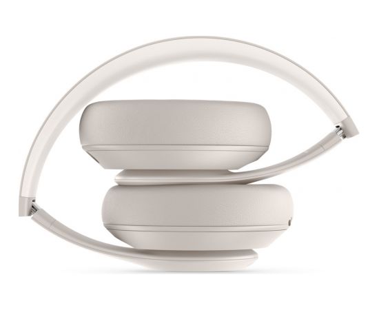 Beats wireless headphones Studio Pro, sandstone