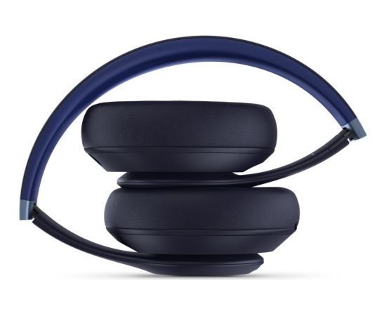 Beats wireless headphones Studio Pro, navy
