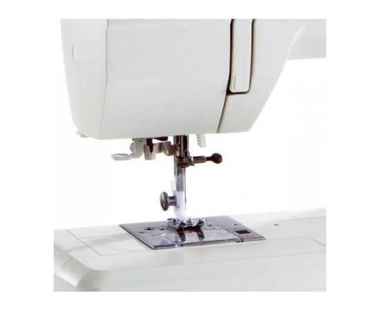 Husqvarna Viking Emerald 116 Sewing machine