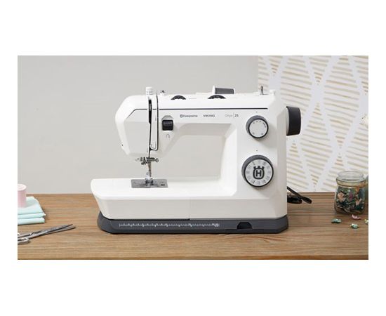 Husqvarna Onyx 25 sewing machine