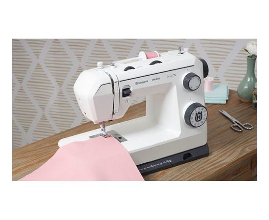 Husqvarna Onyx 25 sewing machine