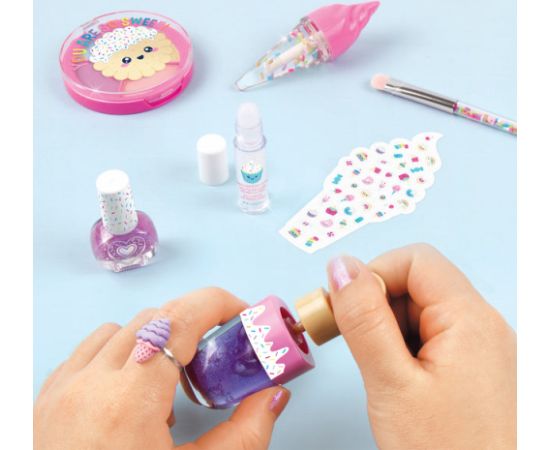 MAKE IT REAL Комплект косметики "Candy Shop"