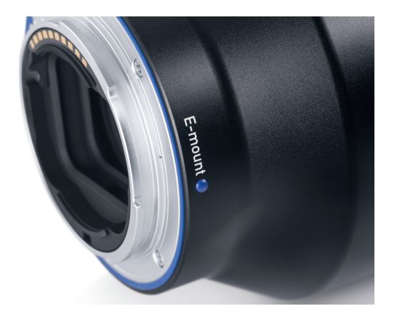 135mm F2.8 ZEISS Batis, E-mount полный кадр объектив