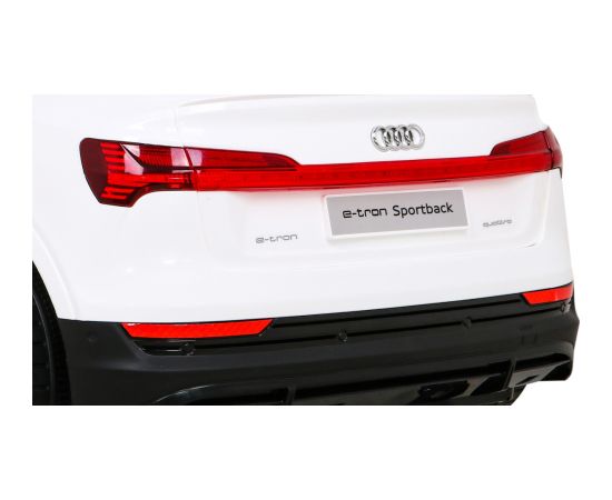 Audi E-tron Sportback vienvietīgs elektromobilis, balts
