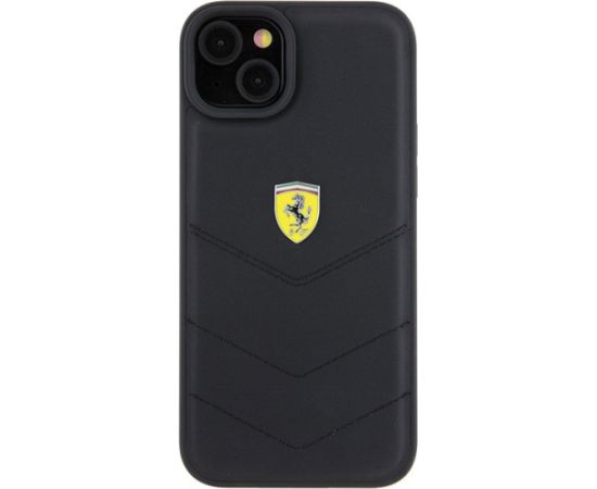 Ferrari Quilted Metal Logo Back Case Aizsargapvalks Priekš Apple iPhone 15 Plus