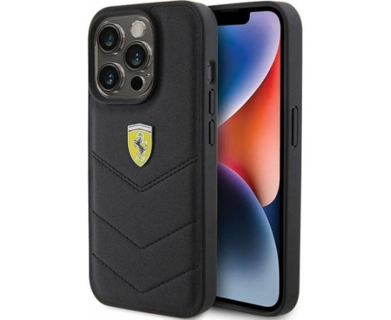 Ferrari Quilted Metal Logo Back Case Aizsargapvalks Priekš Apple iPhone 15 Pro