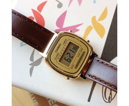 Casio LA670WEFL-9EF