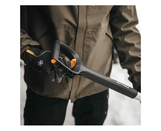 FISKARS Sniega lāpsta ar teleskopisku kātu X-SERIES 532mm 1057189