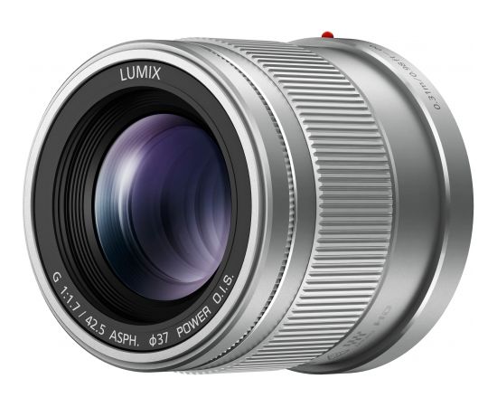 Panasonic Lumix G 42,5mm f/1.7 ASPH. Power O.I.S. lens, silver