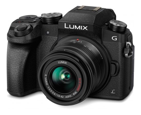 Panasonic Lumix DMC-G7 + 14-42мм Kit