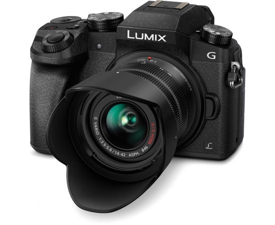 Panasonic Lumix DMC-G7 + 14-42мм Kit