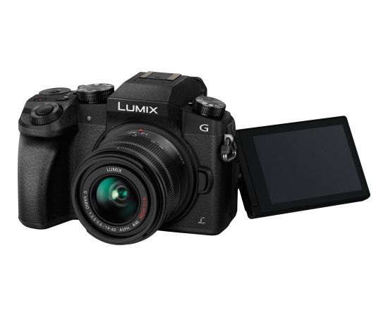 Panasonic Lumix DMC-G7 + 14-42мм Kit
