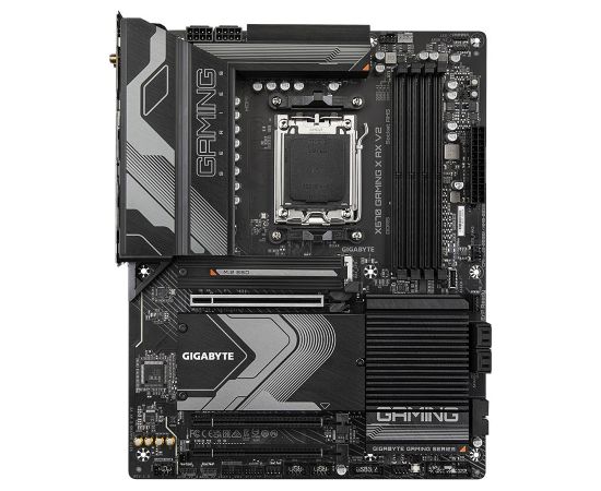 Mainboard GIGABYTE AMD X670 SAM5 ATX Memory DDR5 Memory slots 4 2xPCI-Express 3.0 16x 1xPCI-Express 4.0 16x 2xM.2 1xHDMI 4xUSB 2.0 8xUSB 3.2 1xUSB-C 1xRJ45 3xAudio port X670GAMINGXAXV2 Mātes plates