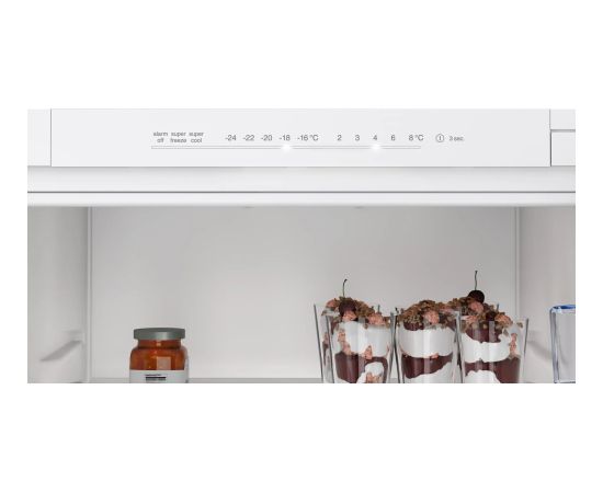 Bosch Serie 2 KIN96NSE0 fridge-freezer Built-in 290 L E White