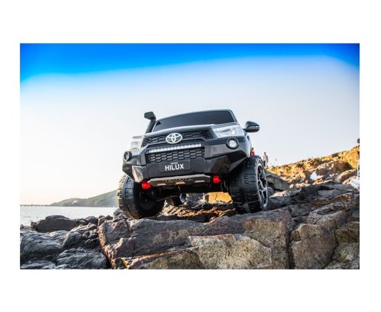 Lean Cars Toyota Hilux Black Painted Divvietīgais elektromobilis bērniem