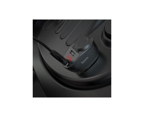 Автомобильная зарядка HOCO Z34 с 2 USB разъемами (3.1A) с LCD екраном черный