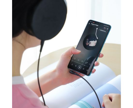 Аудио адаптер HOCO UPA15 AUX 3,5mm на 3,5mm с микрофоном черный