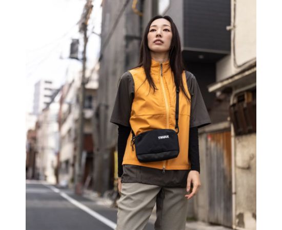 Thule 5005 Paramount Crossbody 2L Black
