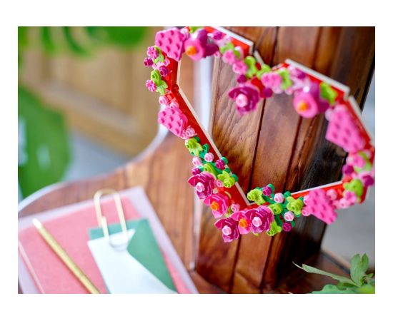 LEGO Heart Ornament 40638