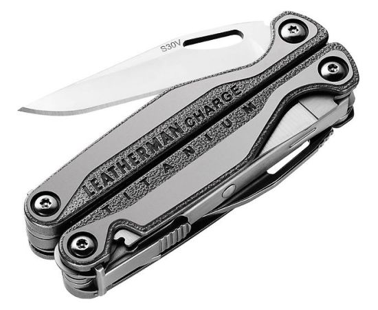 Leatherman Charge plus TTI multiinstruments neilona futrālī