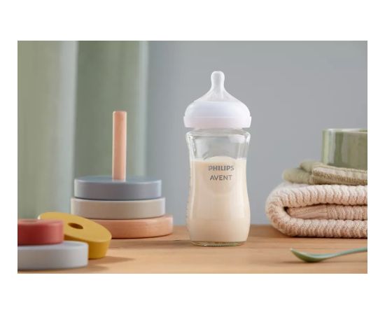 Philips Avent Natural Response stikla zīdaiņu pudelīte 240 ml, lēnas plūsmas knupītis 1m+ - SCY933/01