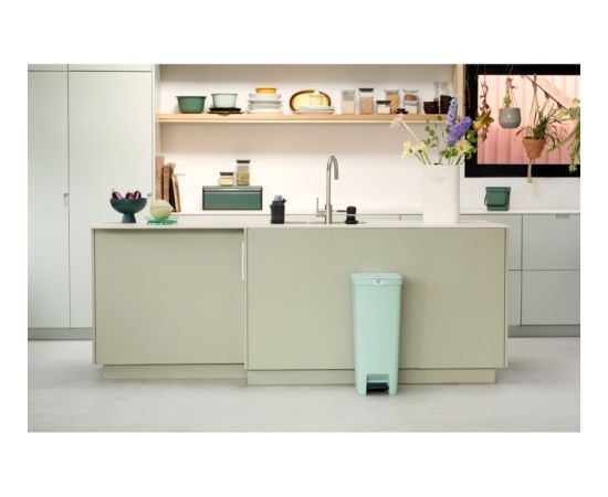 BRABANTIA atkritumu tvertne StepUp ar pedāli, 40l, Jade Green - 800108