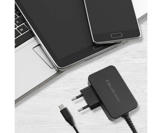 Qoltec 52386 GaN POWER PRO charger | 1xUSB-C | 65W | 5-20V | 3-3.25A | Black