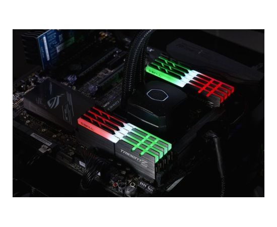 G.Skill DDR4 - 16 GB -4000 - CL - 18 - Dual Kit, Trident Z RGB (black, F4-4000C18D-16GTZRB)