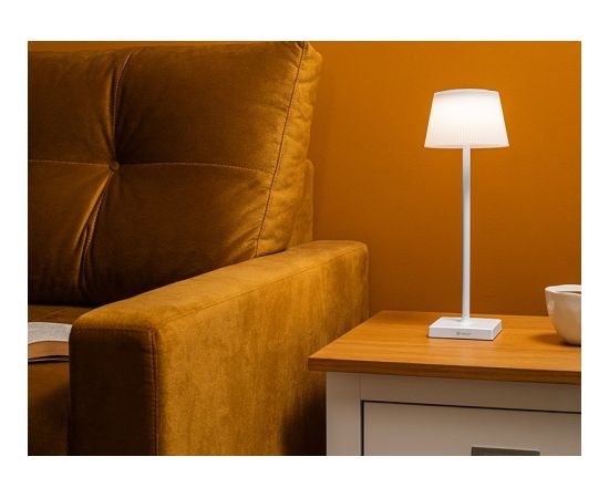 Tracer table lamp Pluto white TRAOSW47233