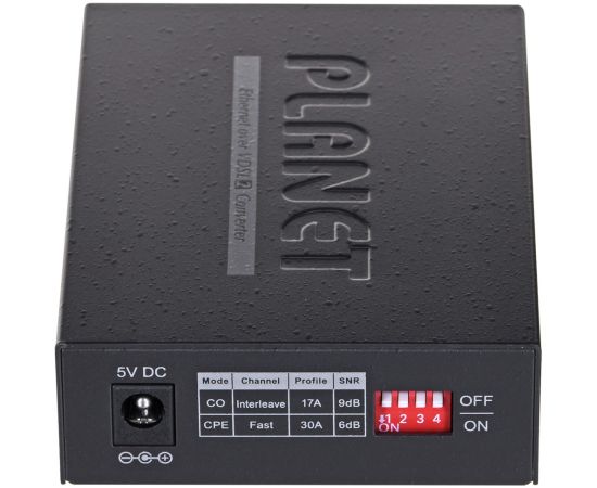 PLANET VC-231 network media converter 100 Mbit/s Black