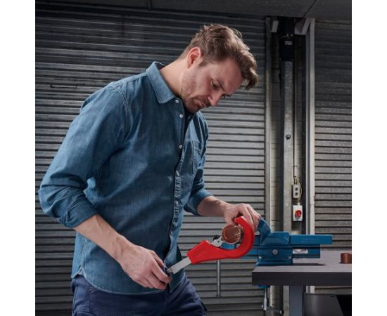 KNIPEX TubiX XL pipe cutter (red, O 6 - 76mm)