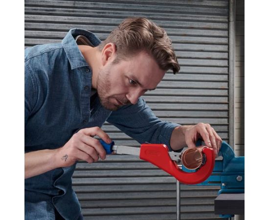 KNIPEX TubiX XL pipe cutter (red, O 6 - 76mm)