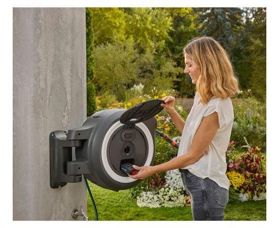 GARDENA battery-powered wall hose box PowerRoll XL 18V P4A solo, 35 meters, hose reel (grey/white, without battery and charger, POWER FOR ALL ALLIANCE)