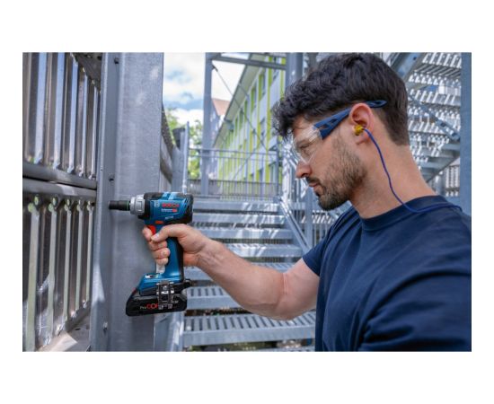 Bosch cordless impact wrench GDS 18V-330 HC Professional solo (blue/black, without battery and charger, in L-BOXX)