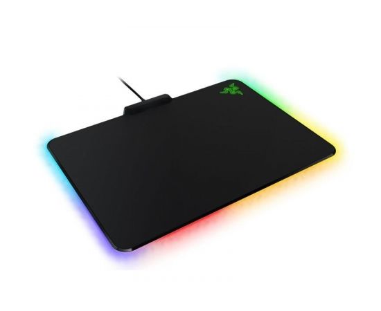 Gaming mouse mat Razer Firefly, Customisable chroma lighting (Ir veikalā)