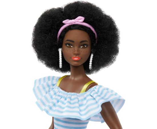 Lalka Barbie Mattel Na wrotkach z pieskiem HPL77
