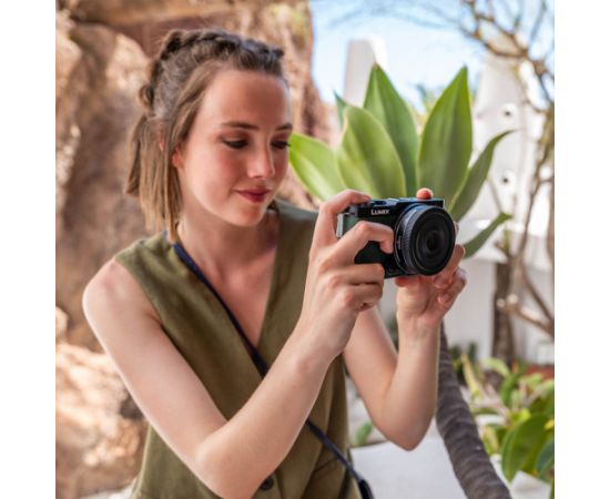 Panasonic Lumix S 26mm f/8 Pancake (MF) lens Objektīvi