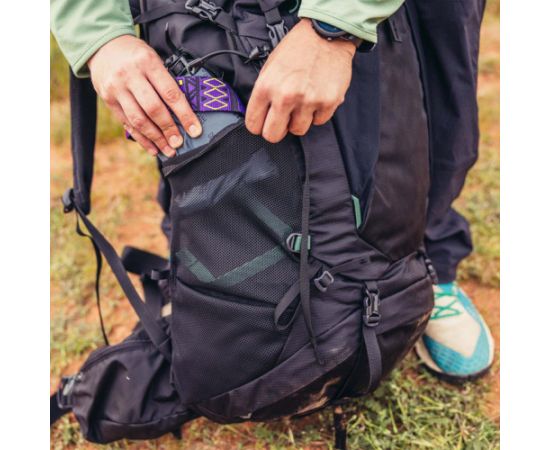 Gregory STOUT 70 EU FOREST BLACK mugursoma Mugursomas