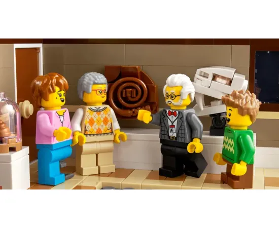 LEGO Icons Dabas vēstures muzejs (10326)